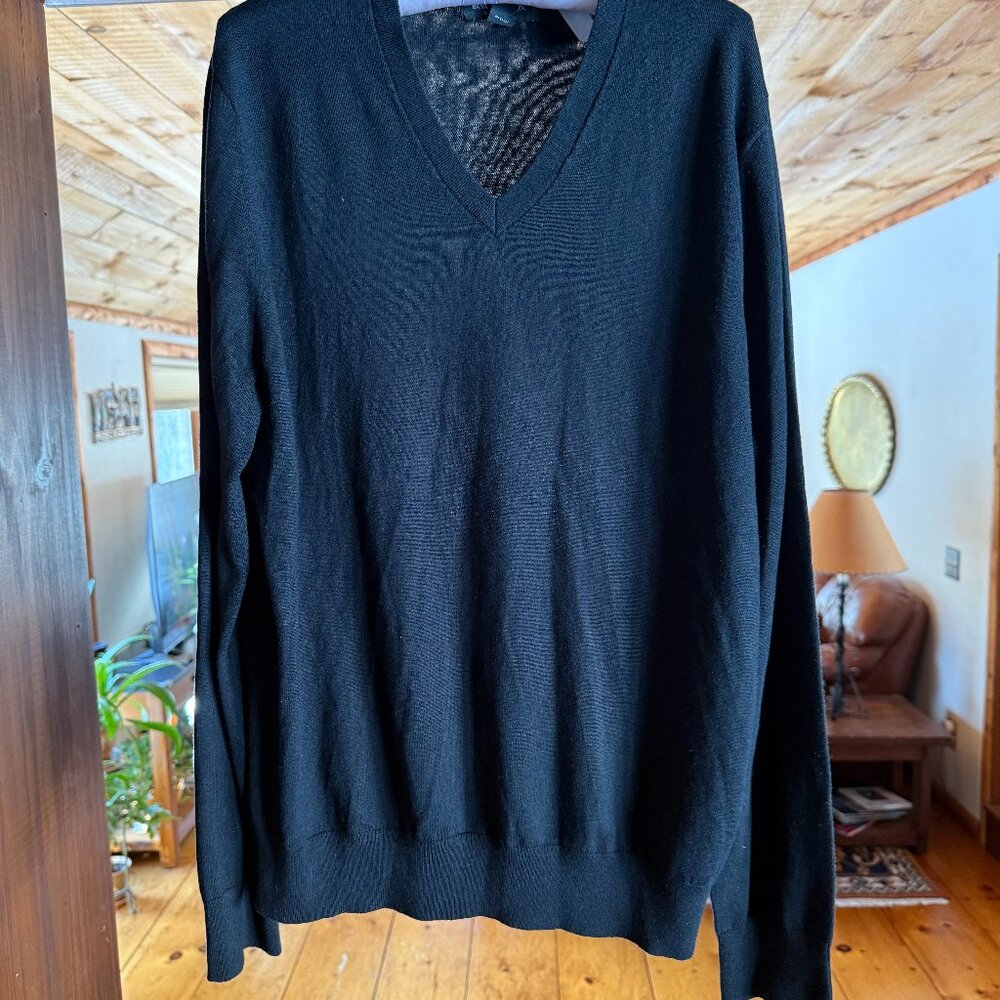 Mens Black Cashmere/Linen V Neck Sweater - Picture 3 of 7